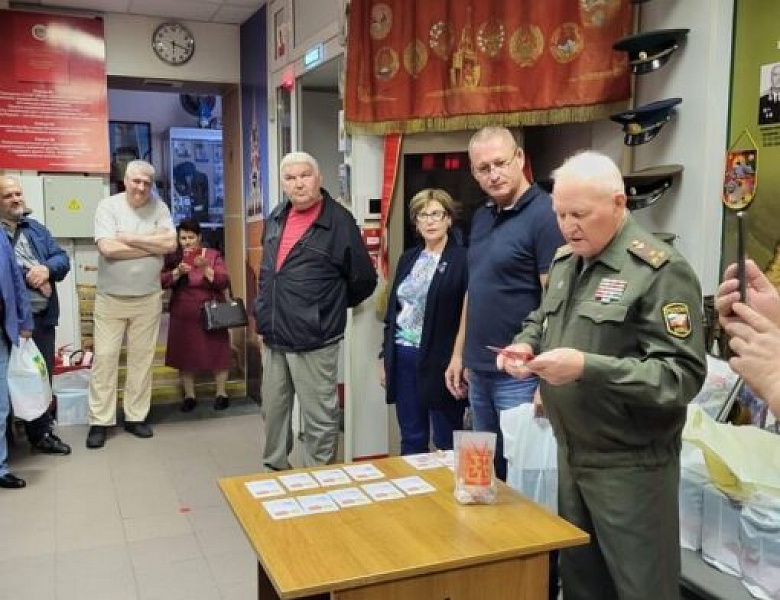 В Перово наградили ветеранов боевых действий