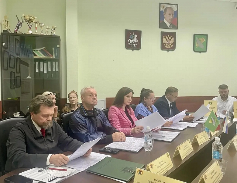 В Перово прошло заседание Совета депутатов